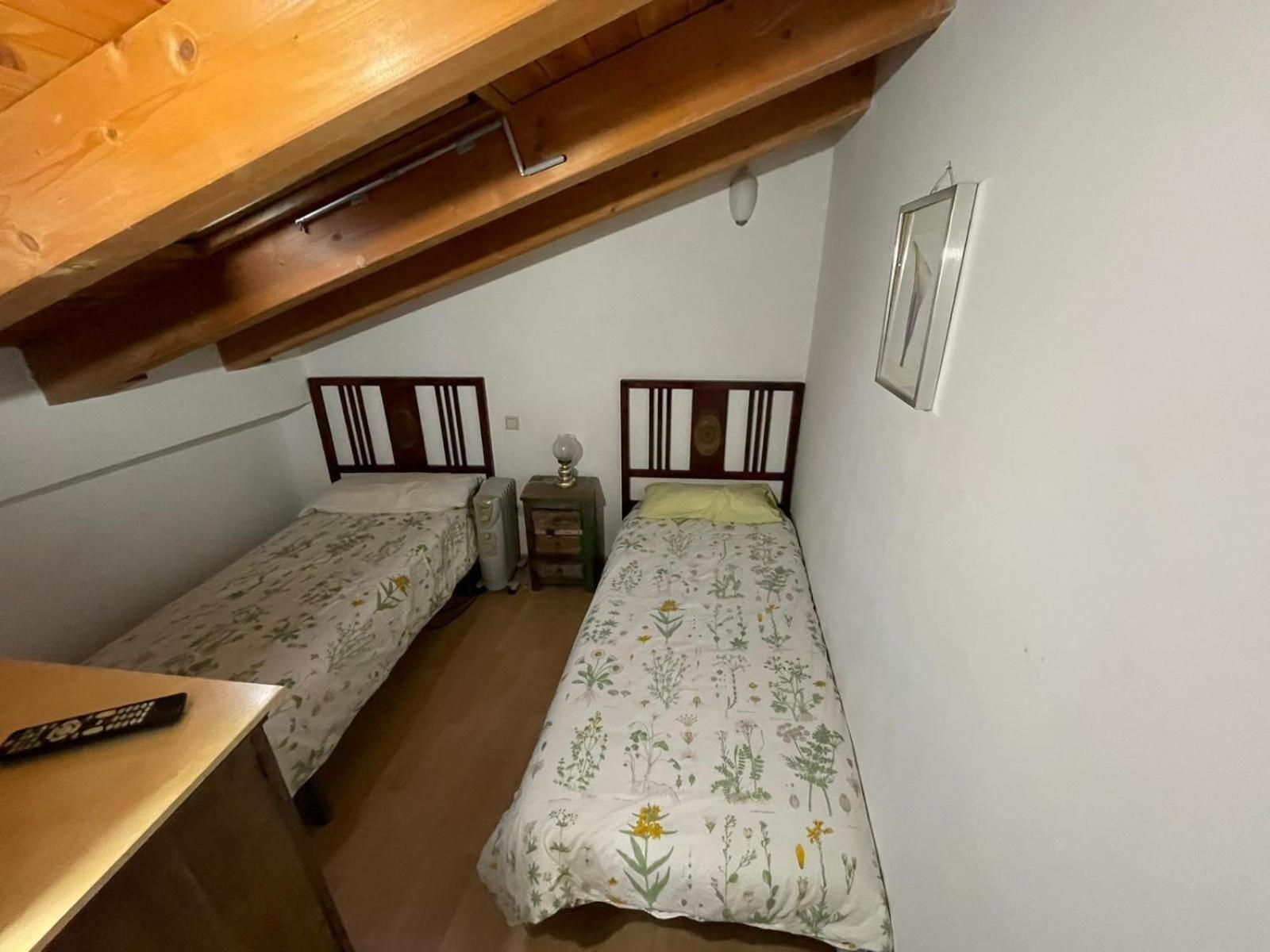 La Abadia Apartamentos Tolva Room photo